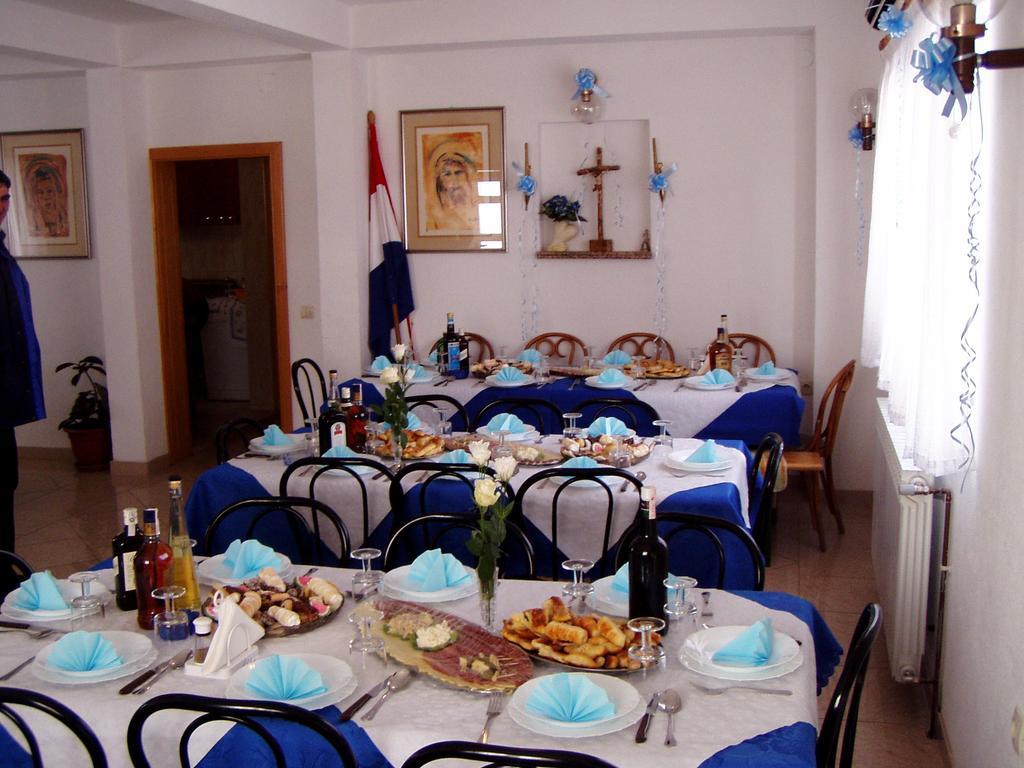 Guest House Ok Međugorje Exteriör bild